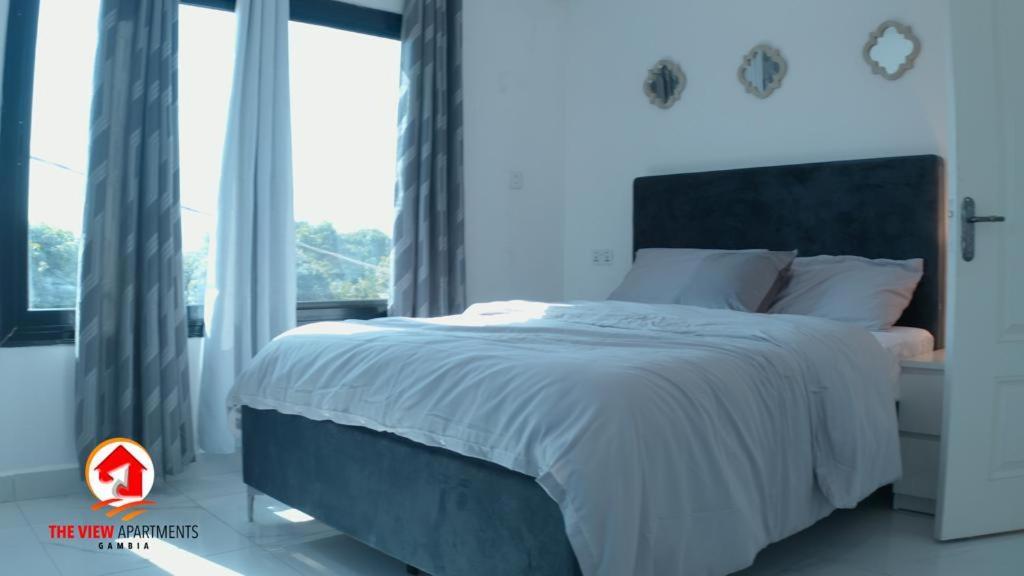 The View Apartments Brusubi エクステリア 写真