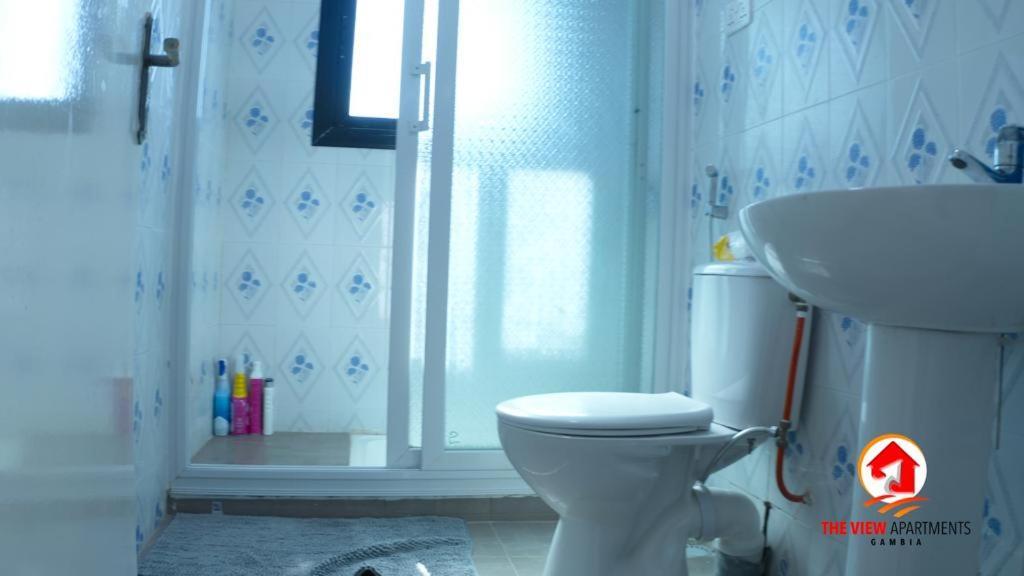 The View Apartments Brusubi エクステリア 写真